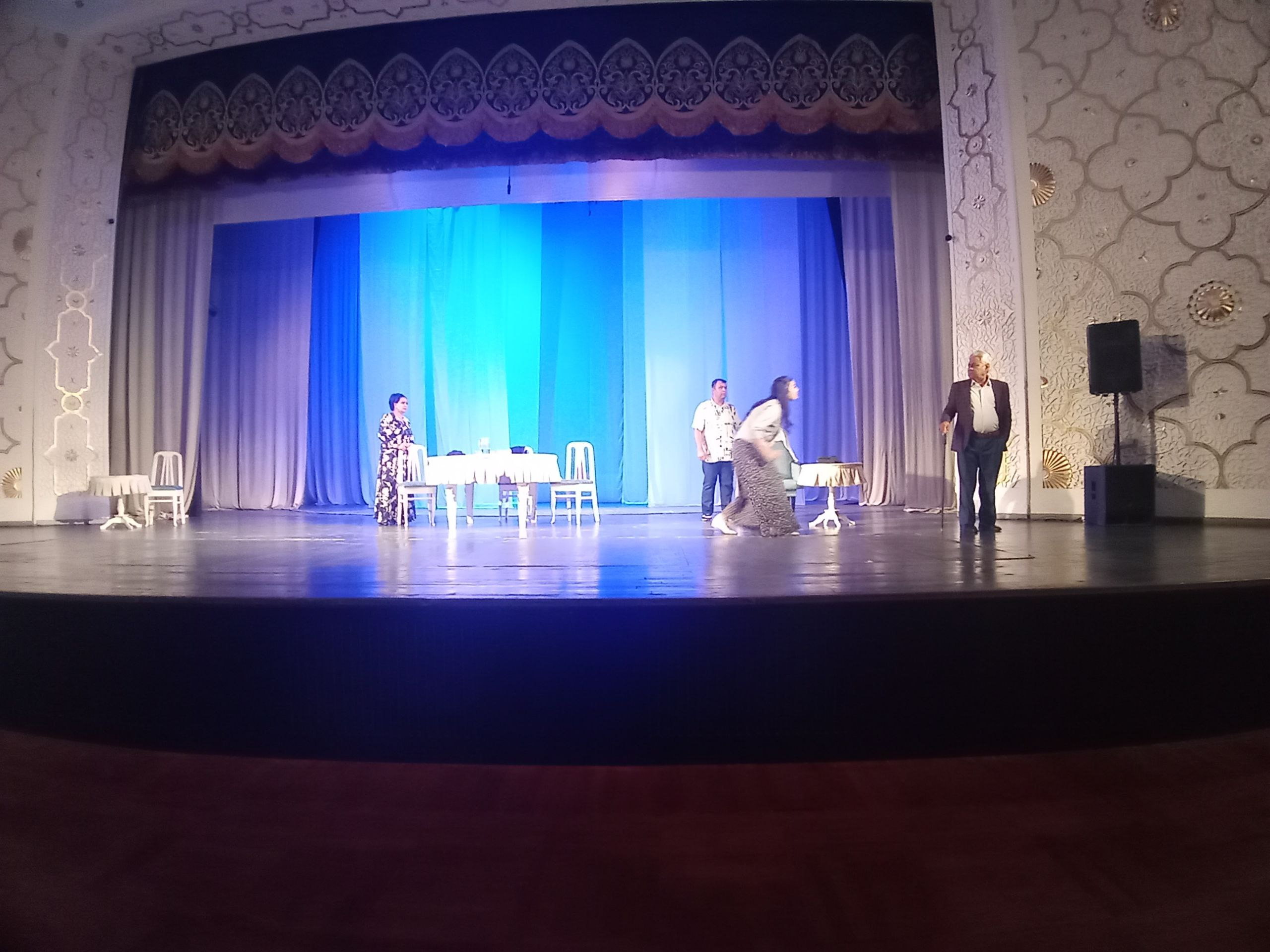 «Teatr-tarbiya maskani»