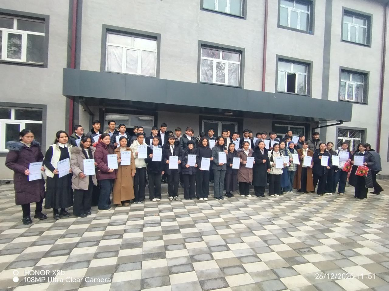 Akademik litseyda Yangi yil shukuhi